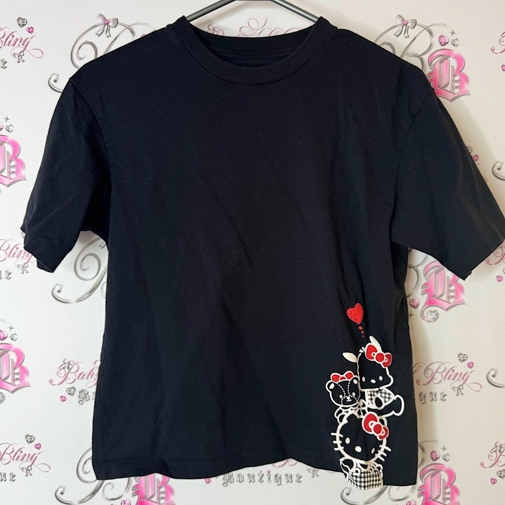 Sanrio hello kitty tshirt tee gingham graphic hearts Black and Red T-Shirt